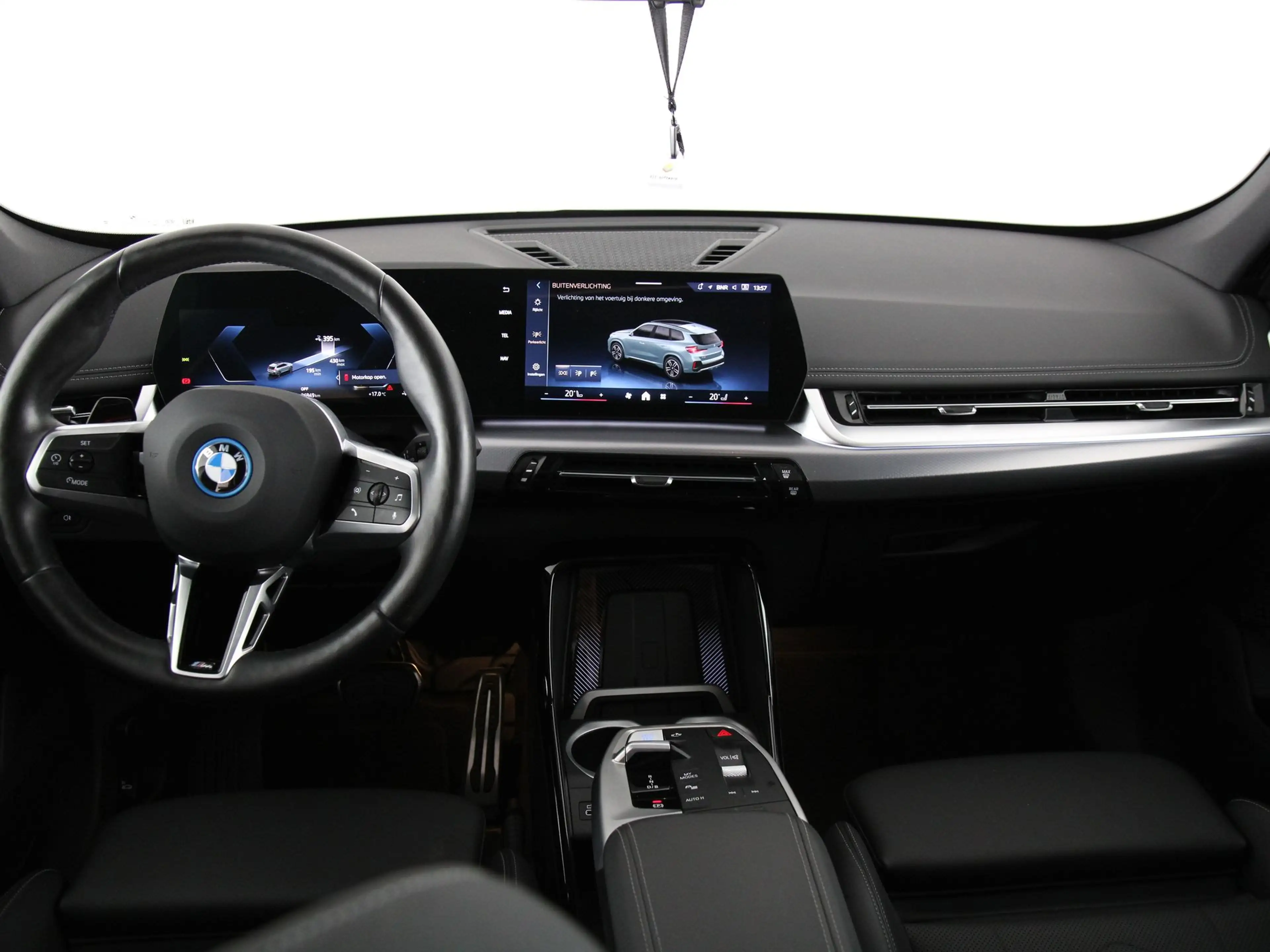 BMW iX1 eDrive20 M-Sport SoH 100% — photo 13