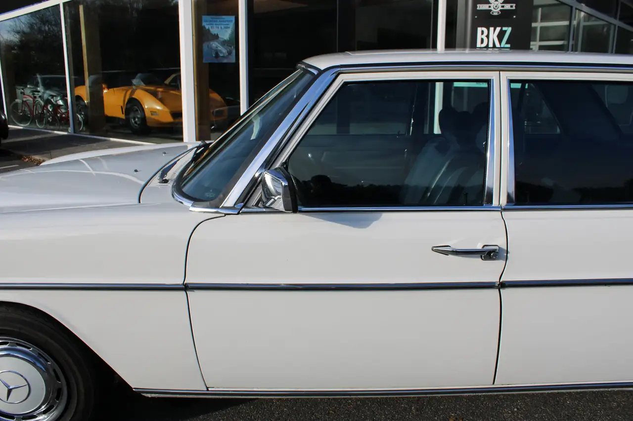 Mercedes-Benz 200 Typ 115 200/8 200 Strich 8 Serie 2, foto 10