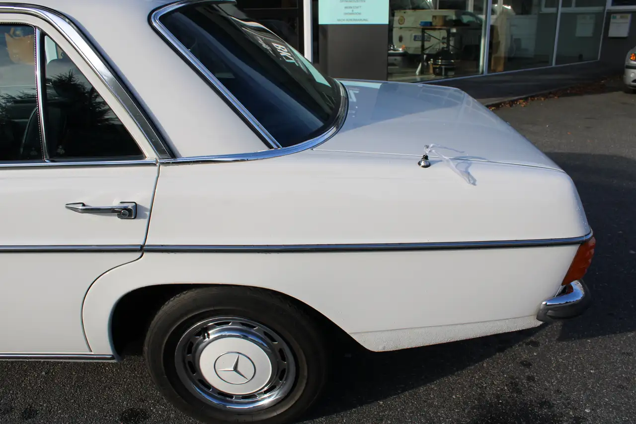 Mercedes-Benz 200 Typ 115 200/8 200 Strich 8 Serie 2, foto 12