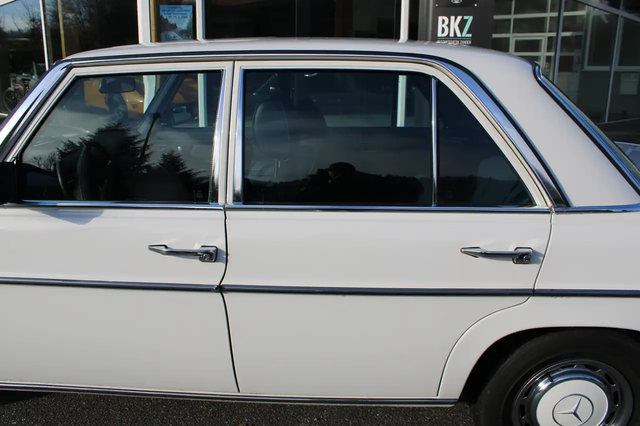 Mercedes-Benz 200 Typ 115 200/8 200 Strich 8 Serie 2, foto 11