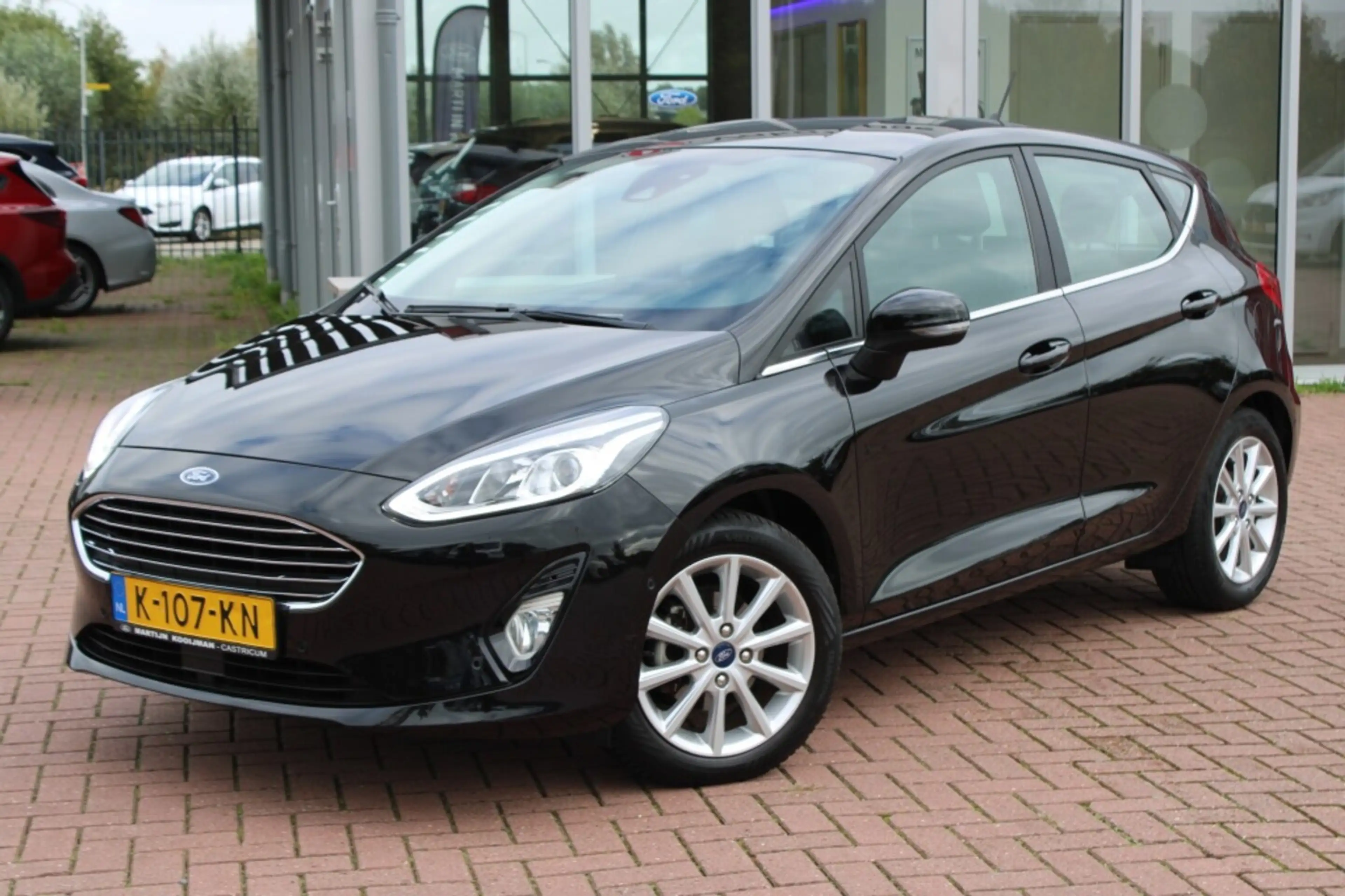 Ford Fiesta 1.0 EcoBoost Hybrid Titanium X — photo 6
