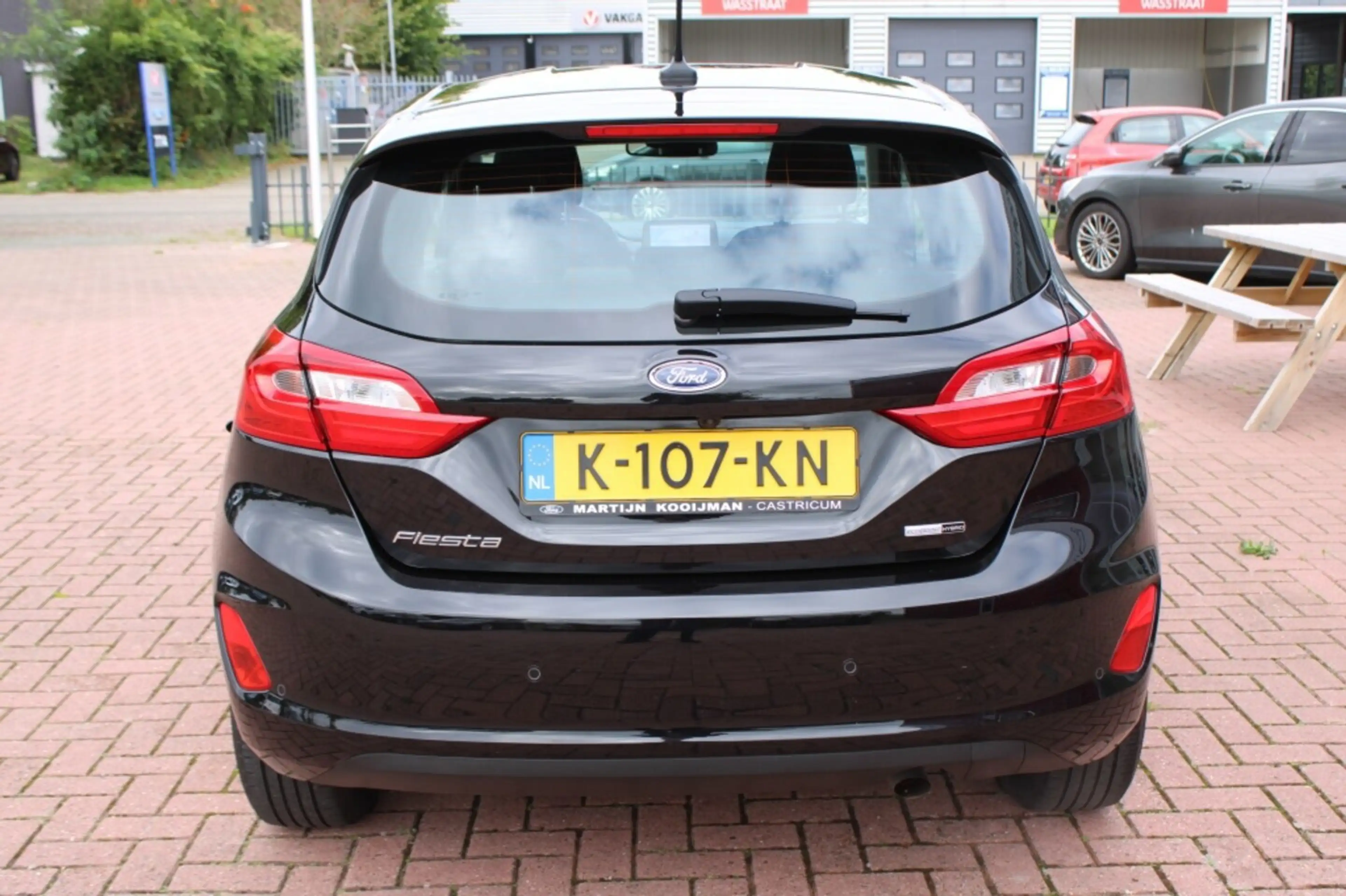 Ford Fiesta 1.0 EcoBoost Hybrid Titanium X — photo 8