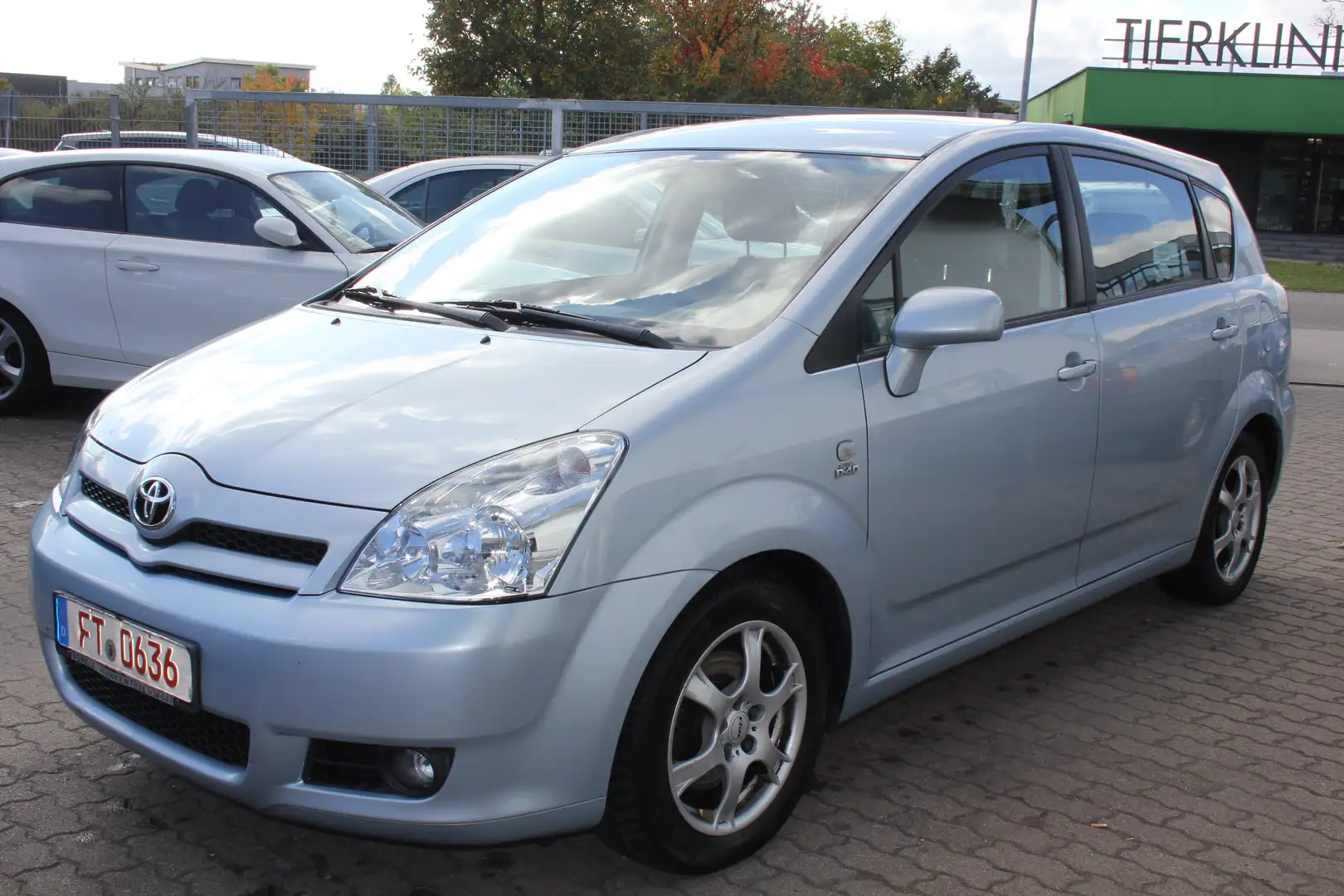Toyota Corolla Verso 2.0 D-4D Sol 2.0Diesel 85KW 7 Sitzer Klima Blau - 1