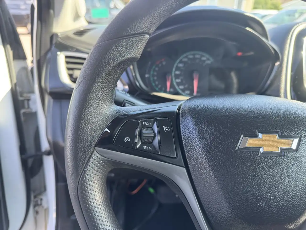 Chevrolet Spark снимка Chevrolet Spark