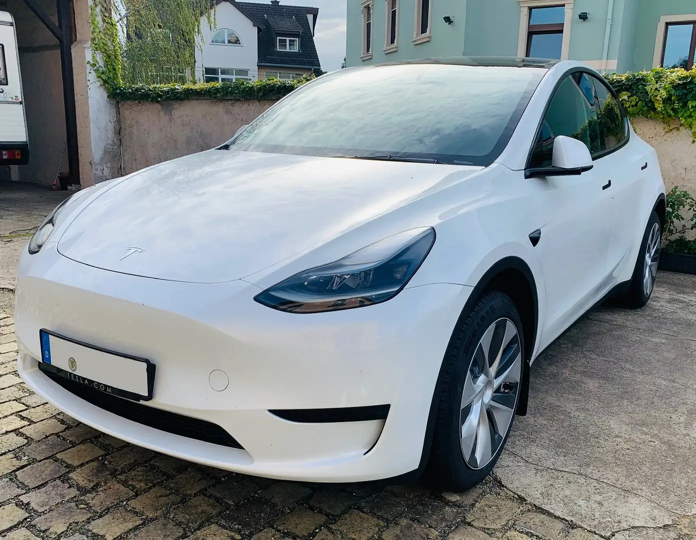 Tesla Model Y Model Y RWD Weiß - 1