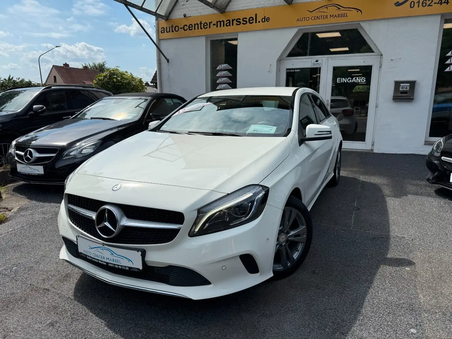 Mercedes-Benz A 180 Urban KAMERA/NAVI/PDC/LED/SPORTSITZE Blanc - 1