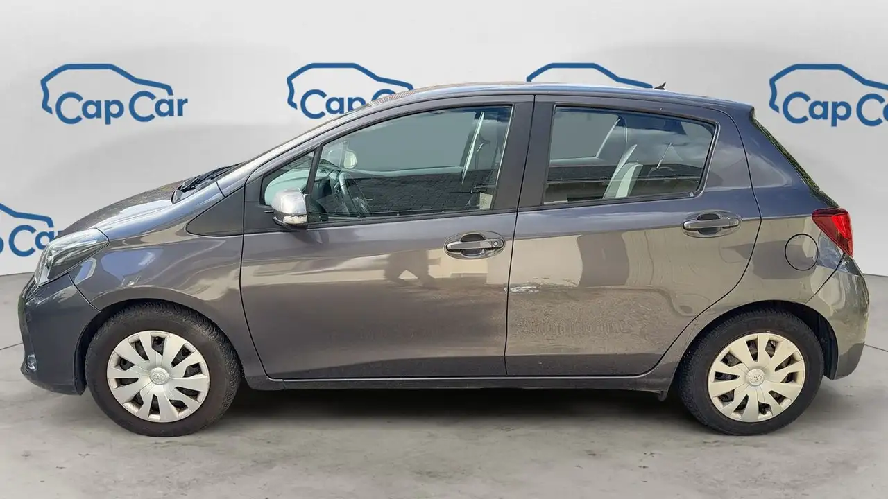 Toyota Yaris Yaris — photo 2