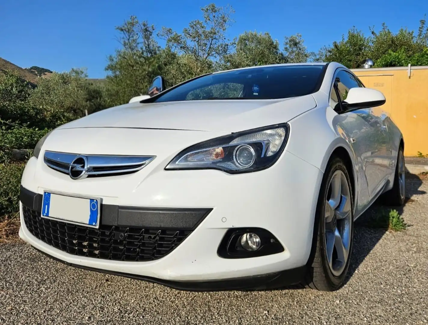 Opel Astra GTC 2.0 cdti ecotec Cosmo S s&s 165cv - 1