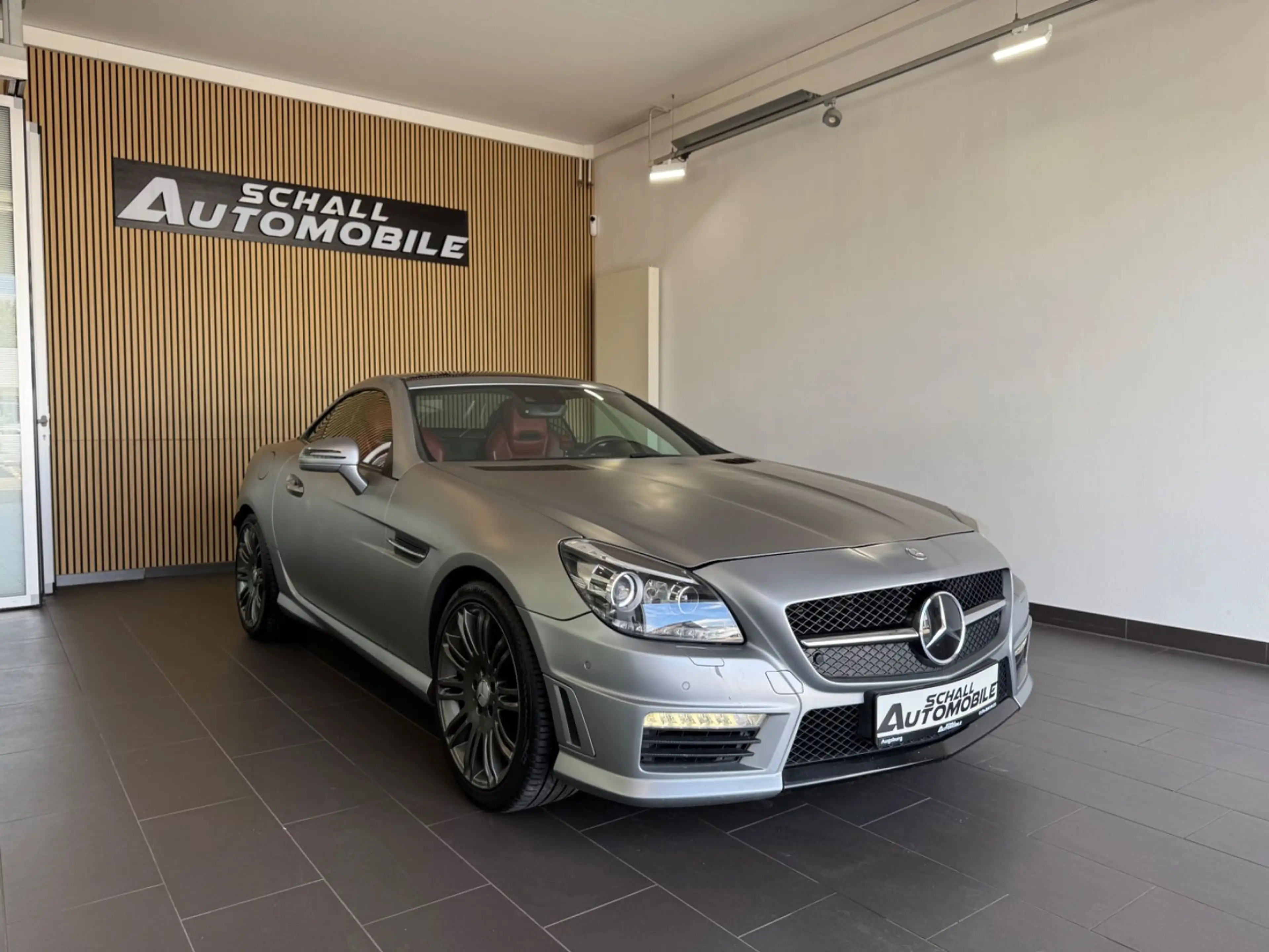 Mercedes-Benz SLK 55 AMG Roadster DISTR+/MEMORY/H&K/DRIV.-PACK — photo 3