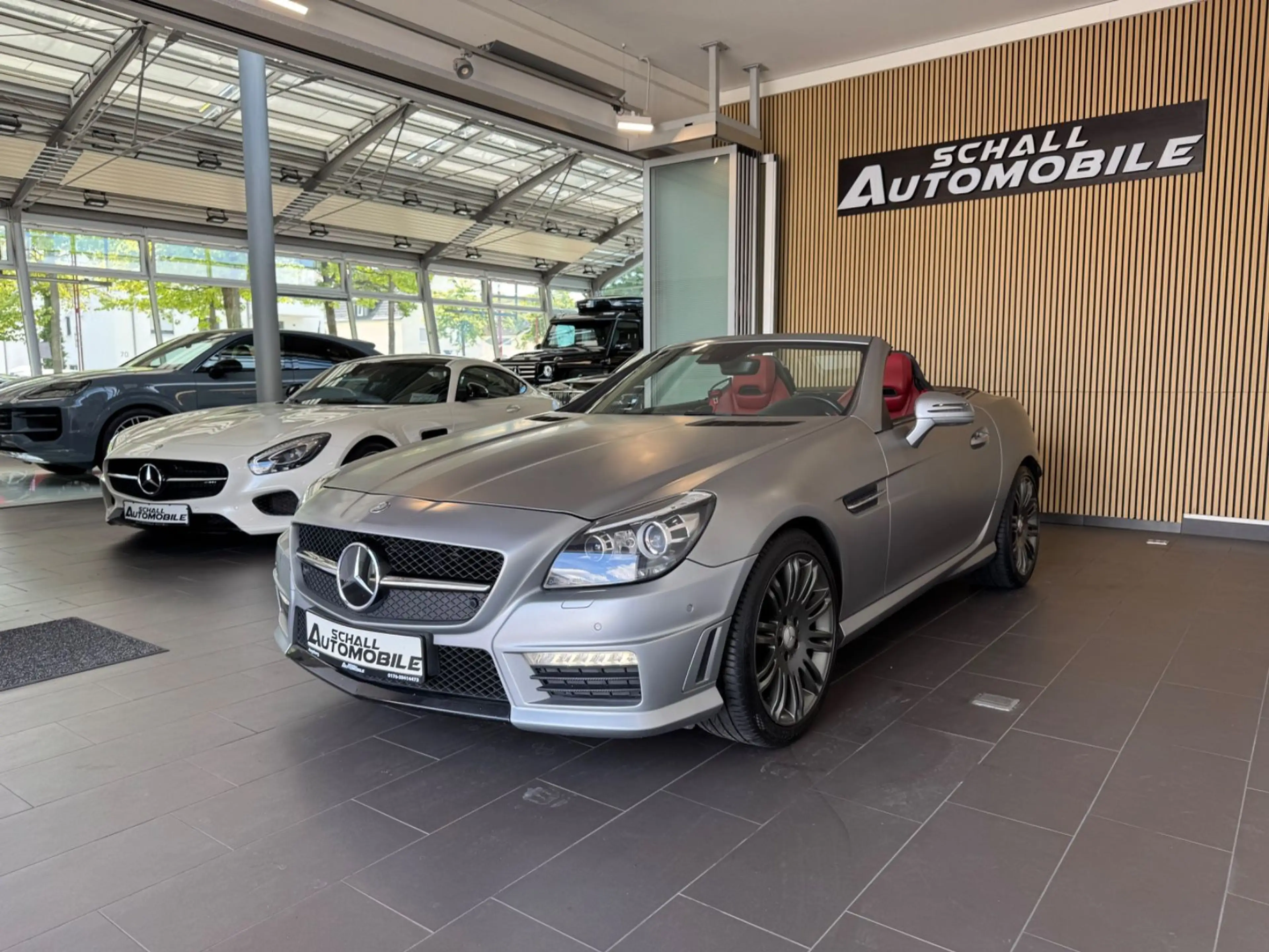Mercedes-Benz SLK 55 AMG Roadster DISTR+/MEMORY/H&K/DRIV.-PACK — photo 9