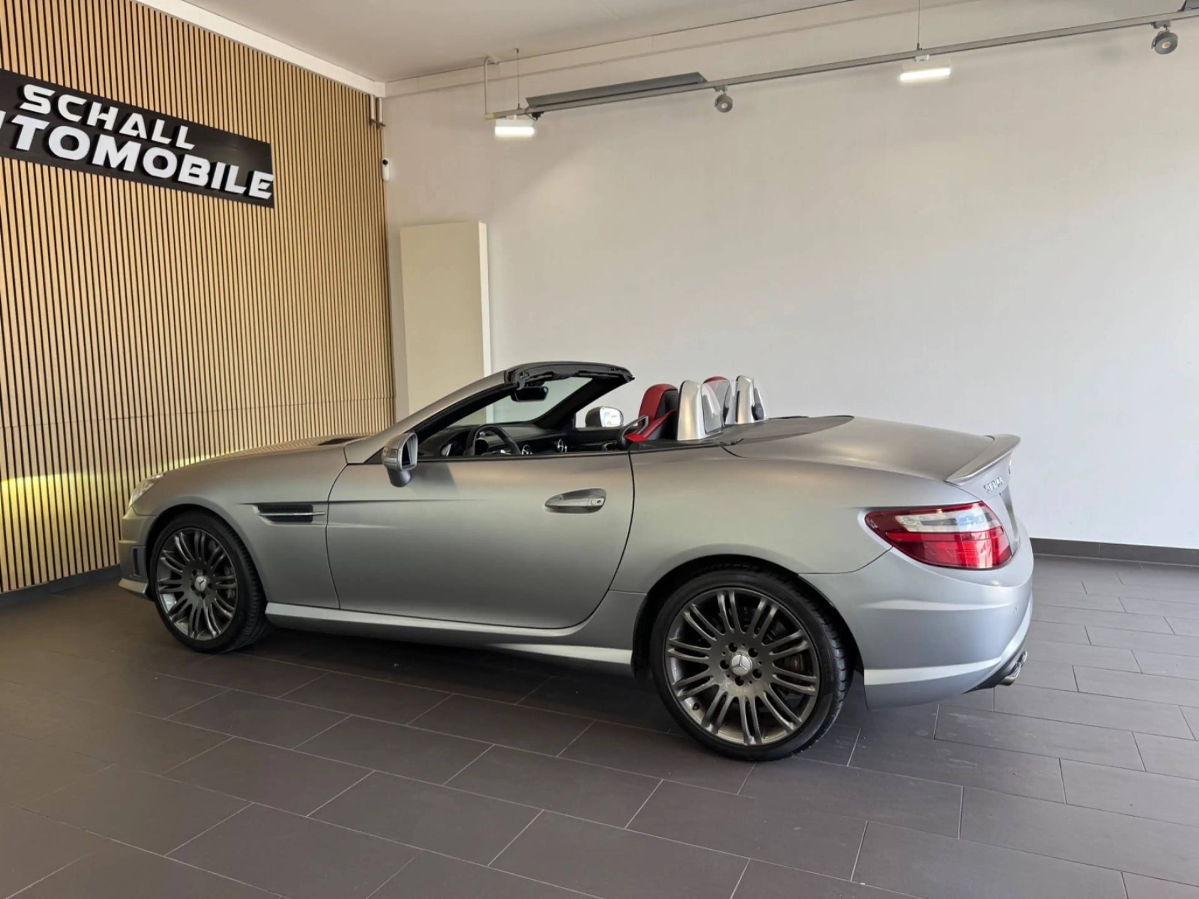 Mercedes-Benz SLK 55 AMG Roadster DISTR+/MEMORY/H&K/DRIV.-PACK — photo 12