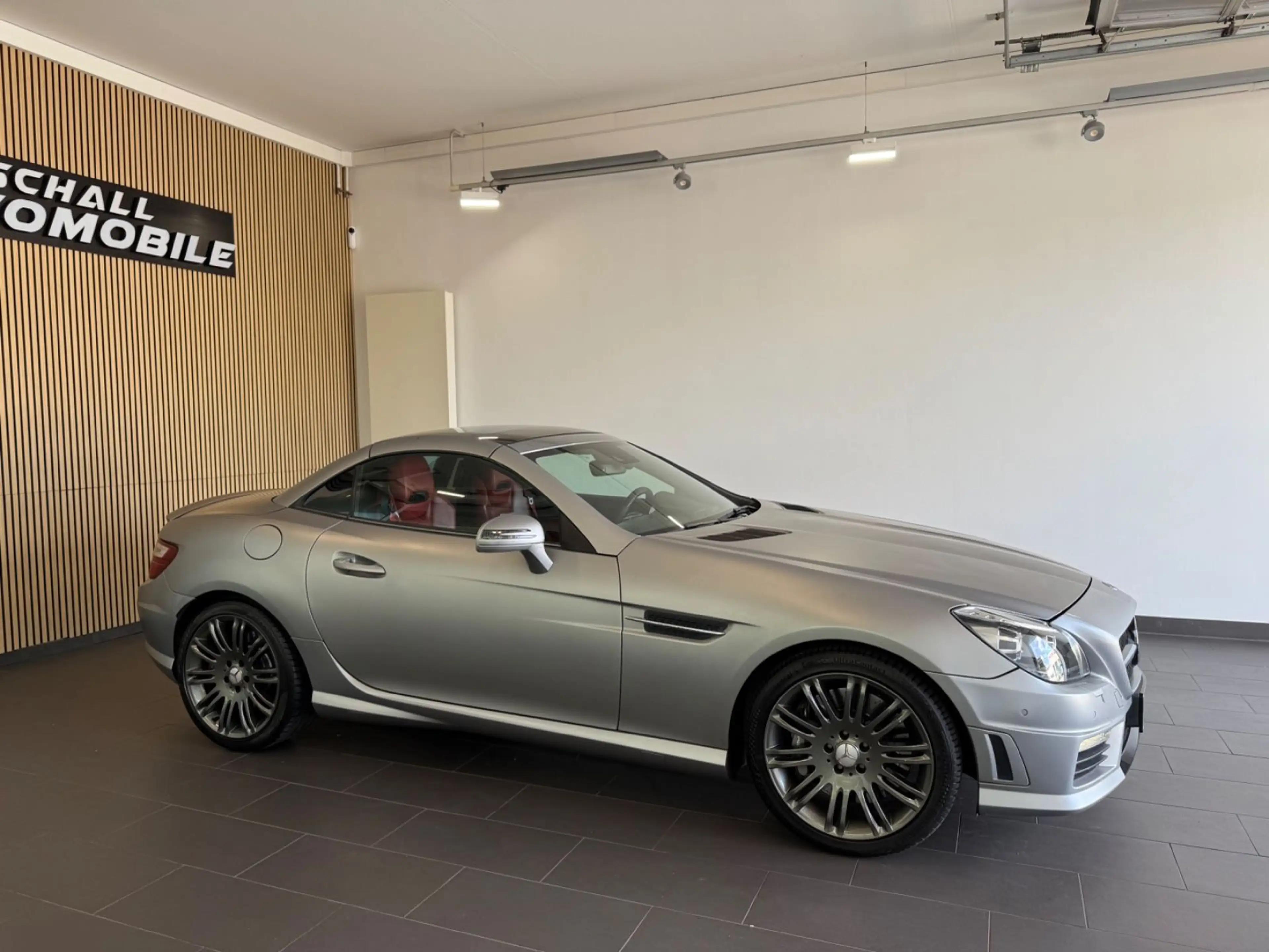 Mercedes-Benz SLK 55 AMG Roadster DISTR+/MEMORY/H&K/DRIV.-PACK — photo 4
