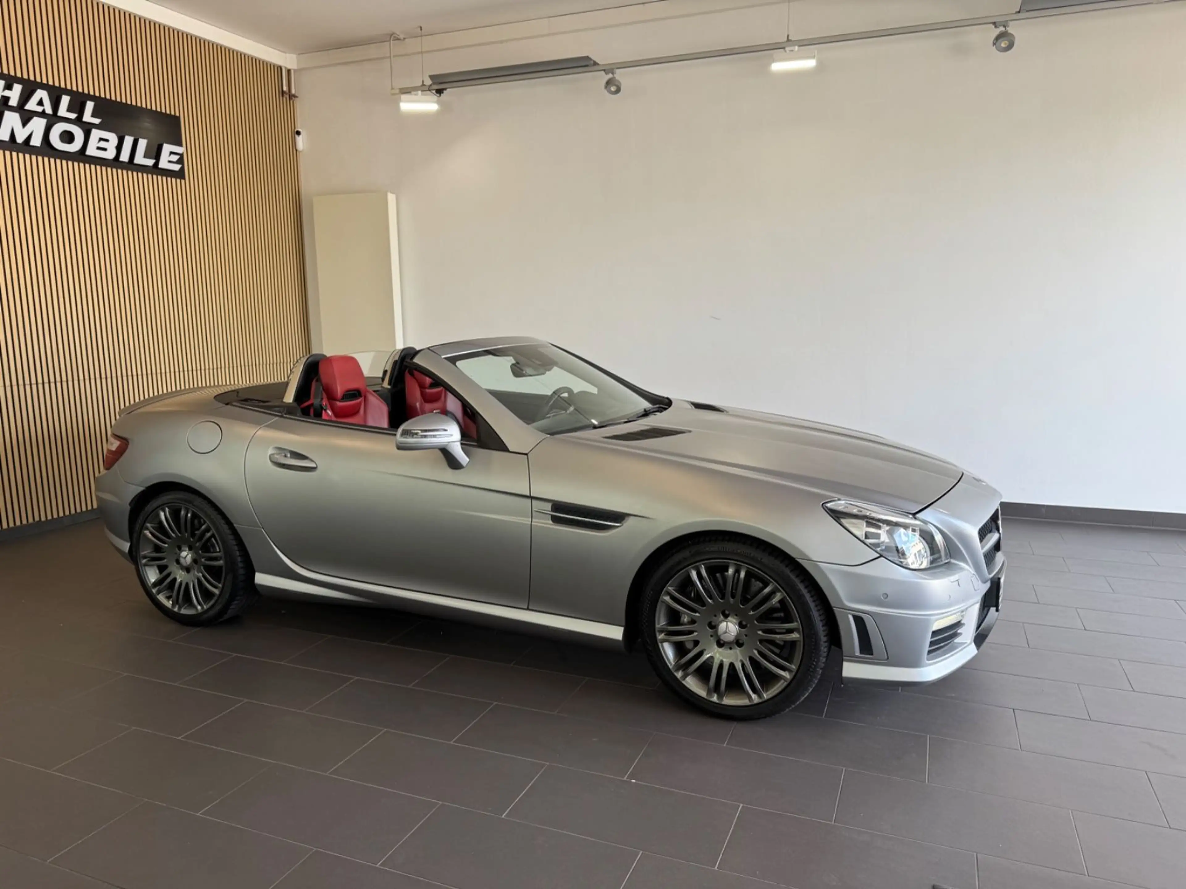 Mercedes-Benz SLK 55 AMG Roadster DISTR+/MEMORY/H&K/DRIV.-PACK — photo 10