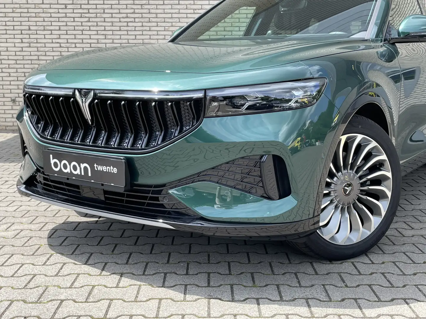 Voyah Free Flagship Black Line 4WD 106 kWh | 2.000 KG Trekgew Groen - 2