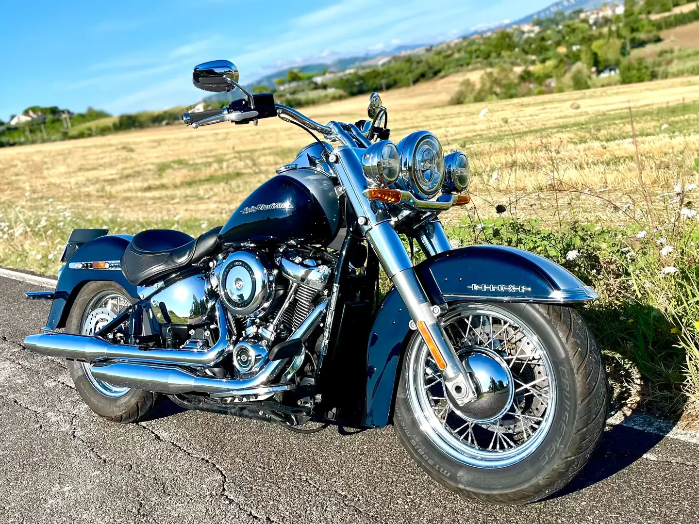 Harley-Davidson Deluxe Softail 107 M8 FLDE - 1750 cc Blu/Azzurro - 1