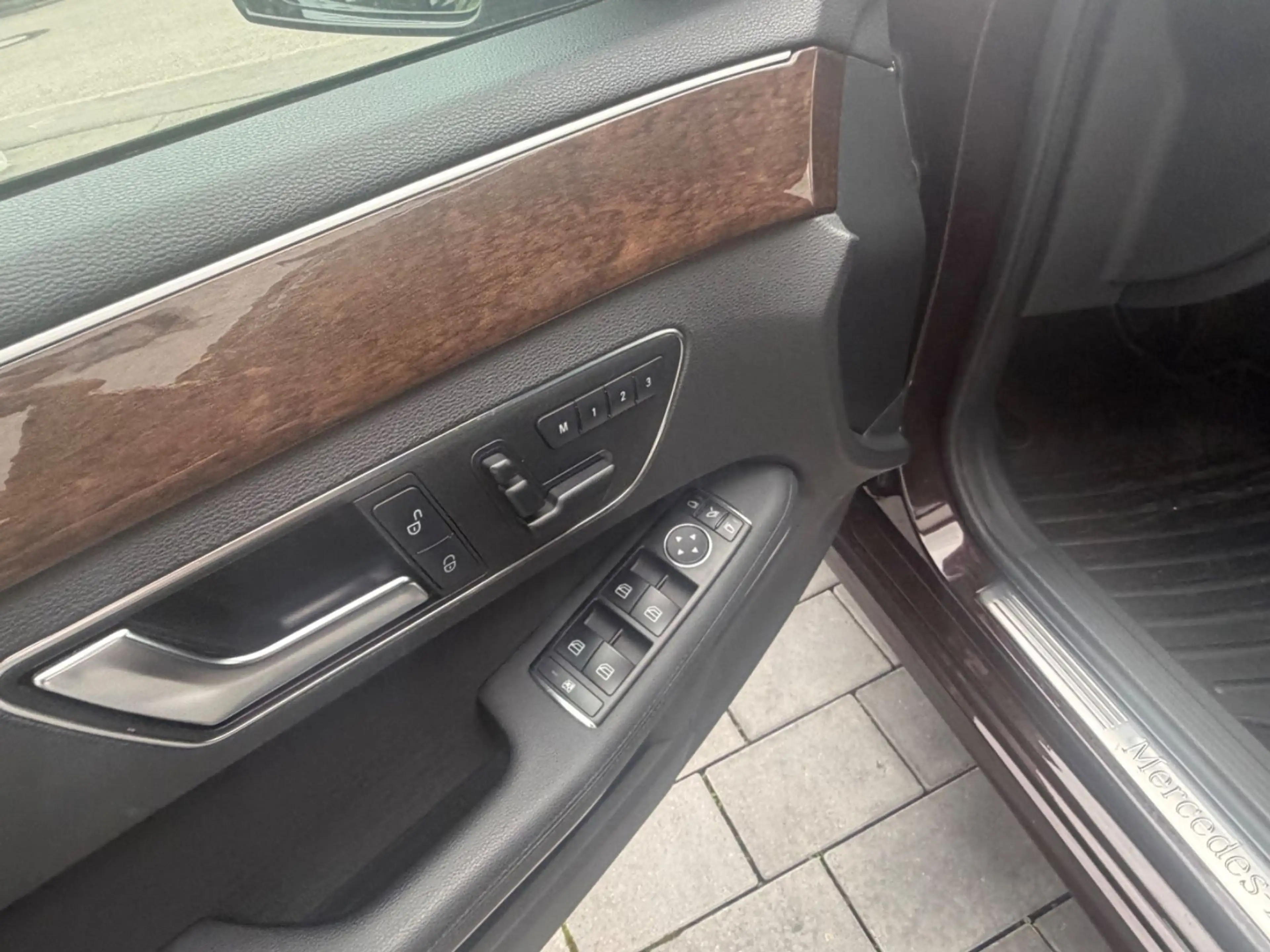 Mercedes-Benz E 350 E T-Modell E 350 CDI 4Matic — photo 10