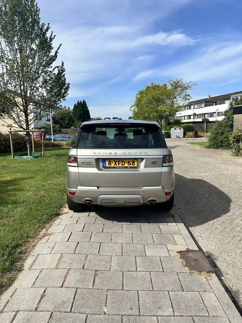 Land Rover Range Rover Sport 3.0 TDV6 HSE Dynamic Beige - 2