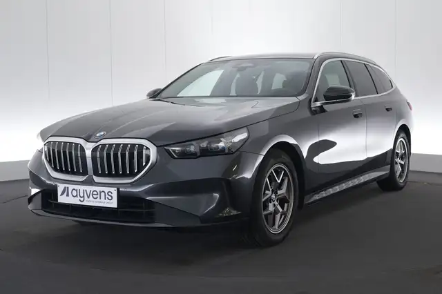 BMW 520 5 Touring 520dA LEDER/CUIR LED GPS PDC CAM Carplay