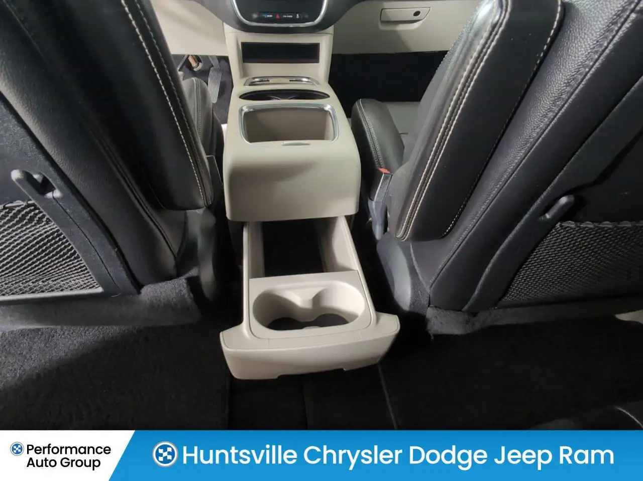 Dodge Grand Caravan снимка Dodge Grand Caravan