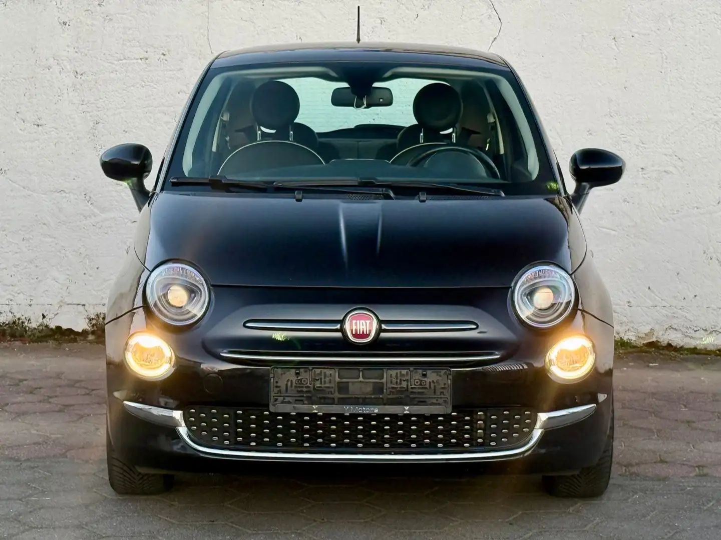 Fiat 500 /Automatik/Panorama/Klima/PDC/1.2/Navi/ Schwarz - 2