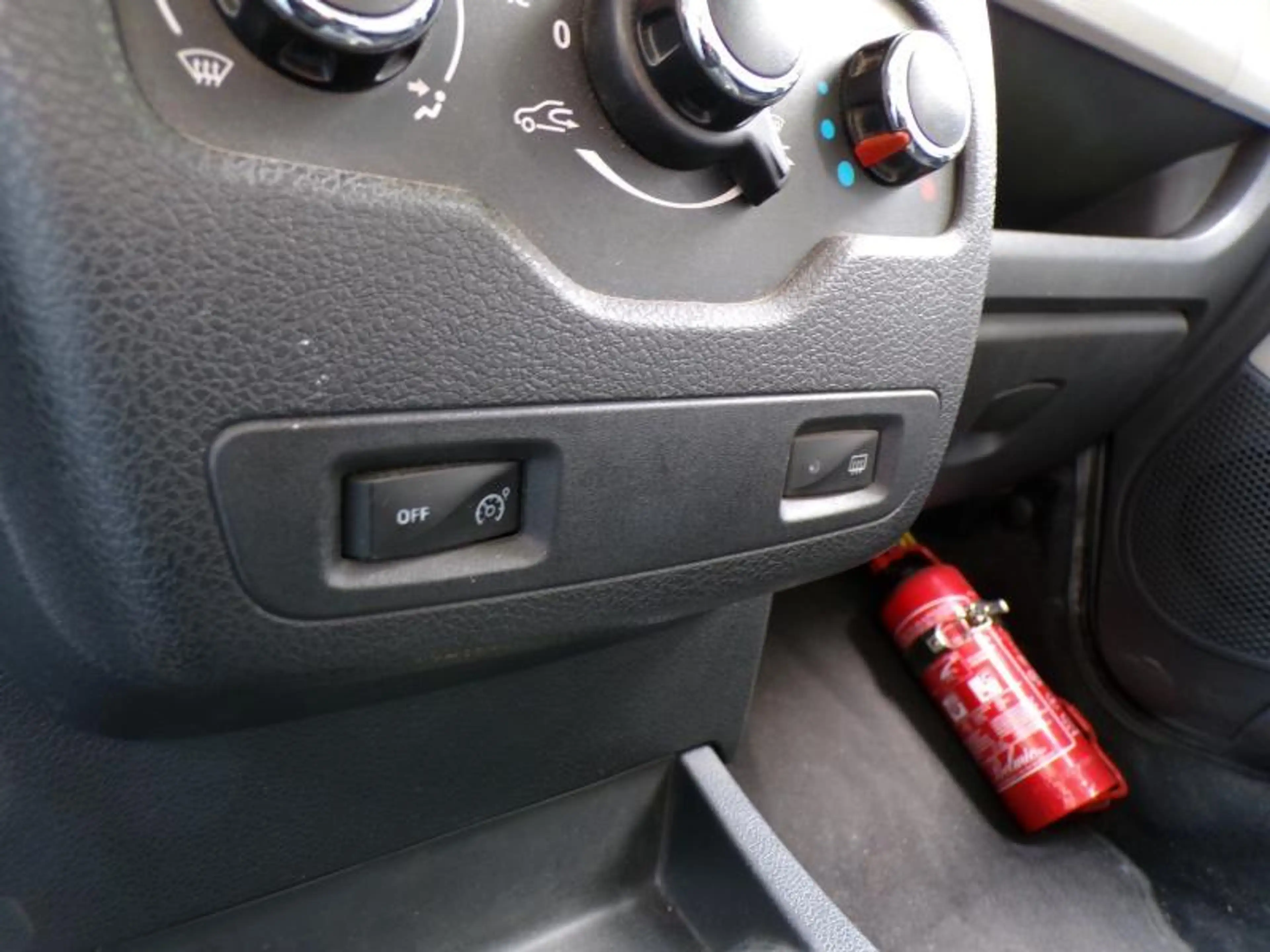 Dacia Lodgy 1.5 DCi 90cv Gris 11/12 Airco Capteurs Cruise — photo 13