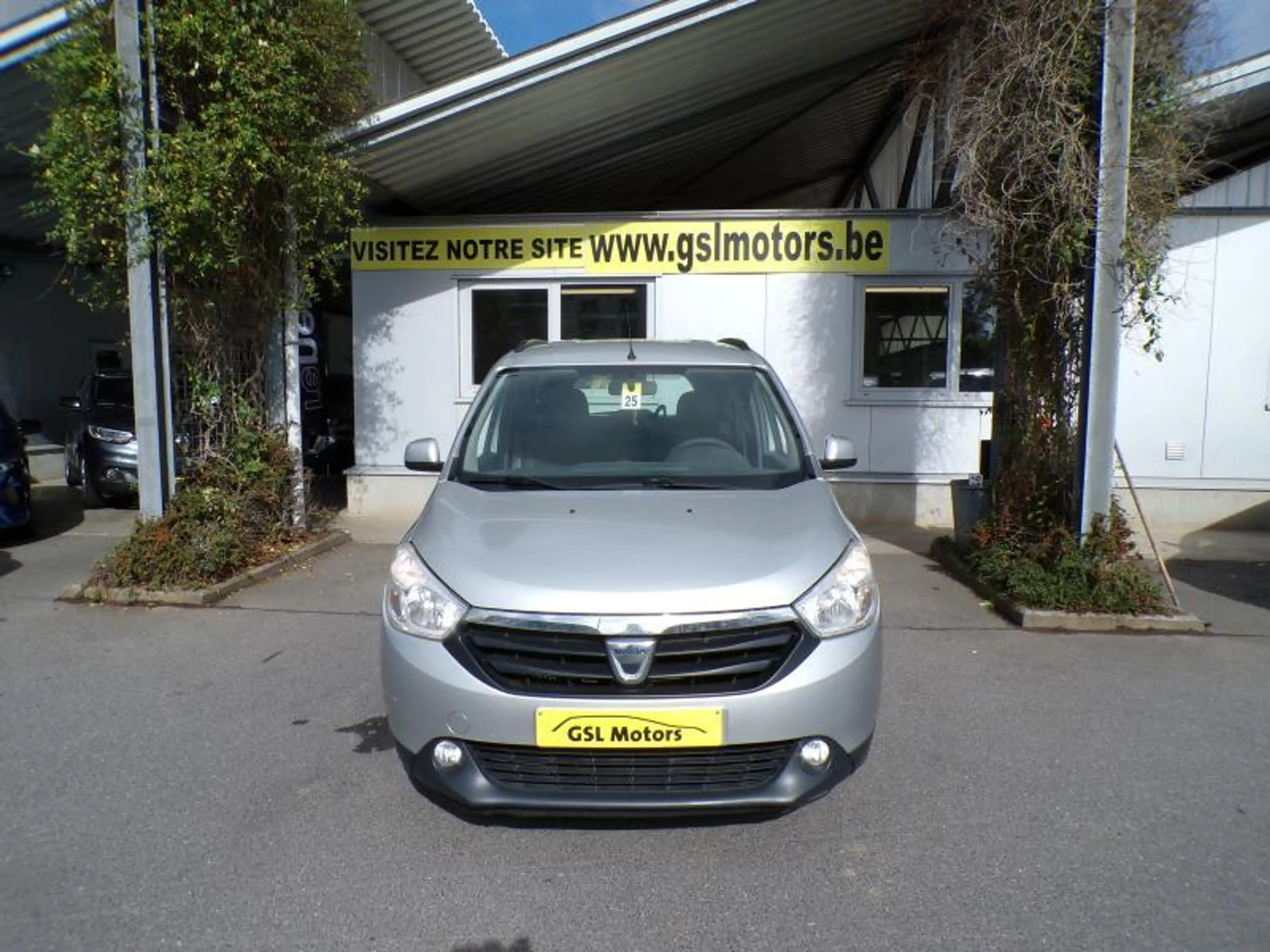Dacia Lodgy 1.5 DCi 90cv Gris 11/12 Airco Capteurs Cruise — photo 2