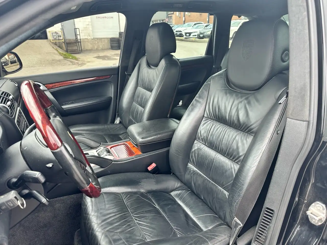 Porsche Cayenne снимка Porsche Cayenne