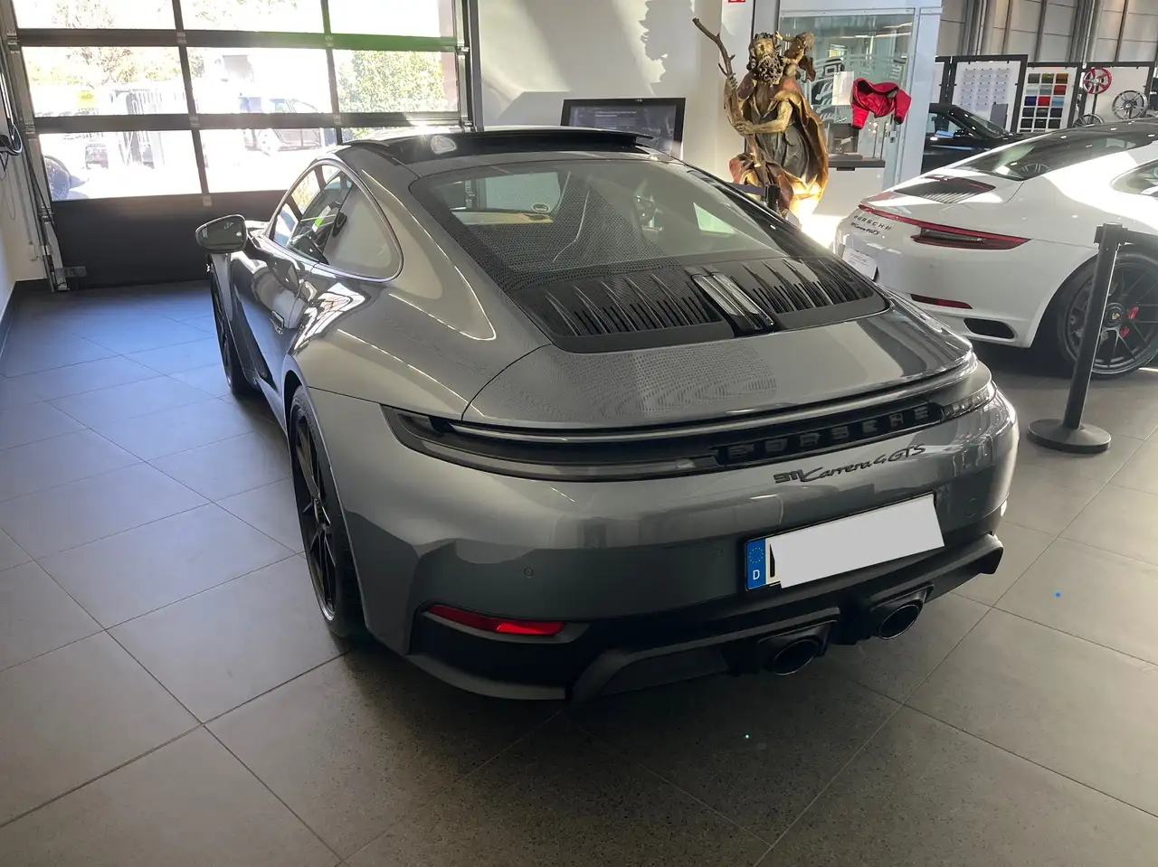 Porsche 992