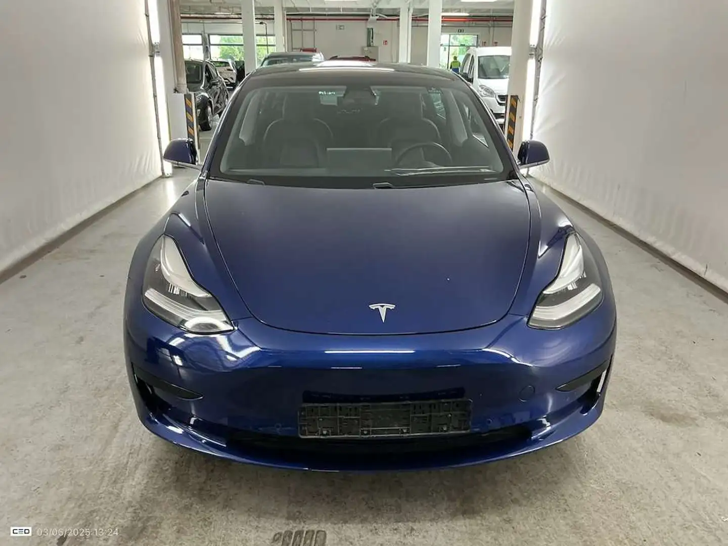 Tesla Model 3 Model 3 55 kWh Standard Plus * CUIR * 447 x 60 M * Bleu - 2