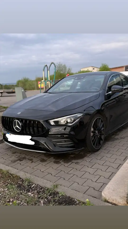 Mercedes-Benz CLA 35 AMG