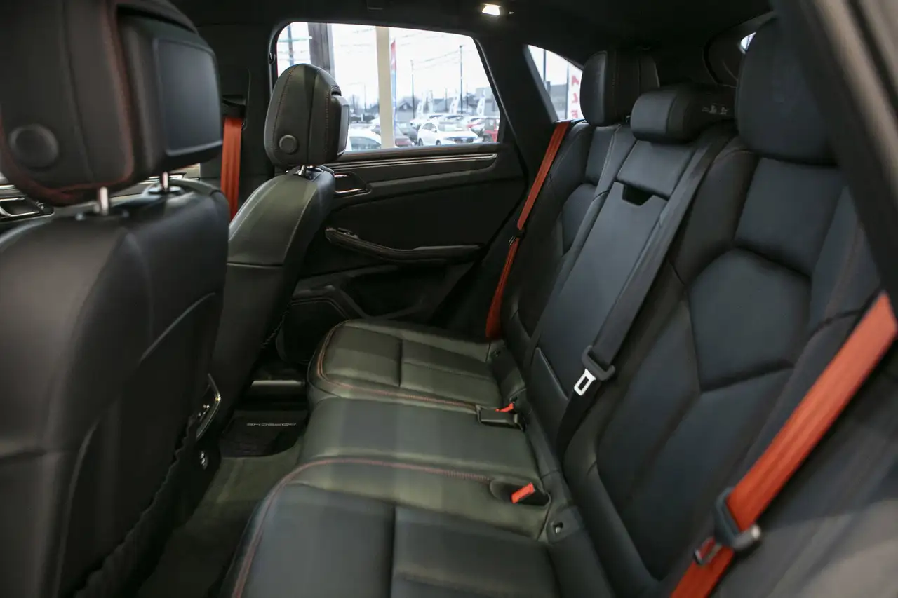 Porsche Macan снимка Porsche Macan