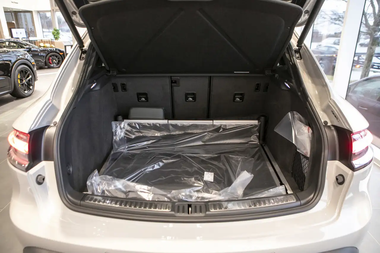 Porsche Macan снимка Porsche Macan