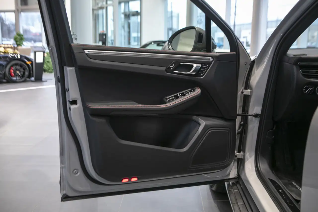 Porsche Macan снимка Porsche Macan