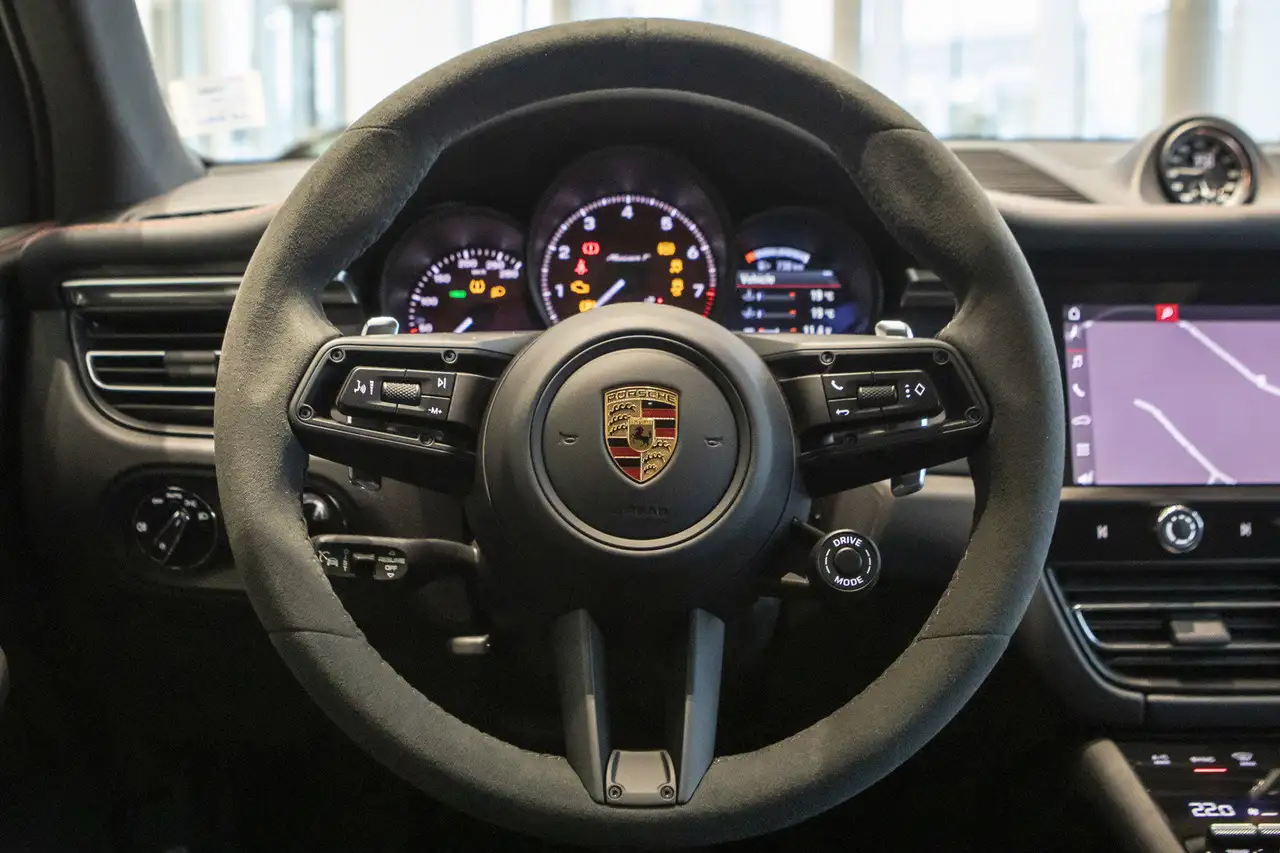 Porsche Macan снимка Porsche Macan