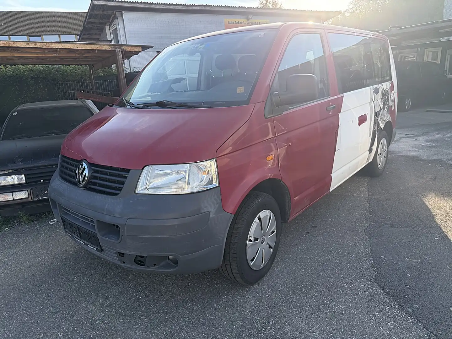 Volkswagen Sonstige Caravelle 2,5 TDI D-PF Rot - 1