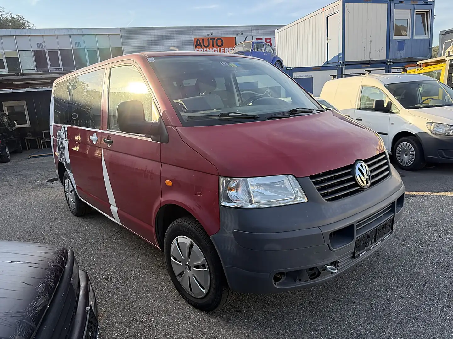 Volkswagen Sonstige Caravelle 2,5 TDI D-PF Rot - 2