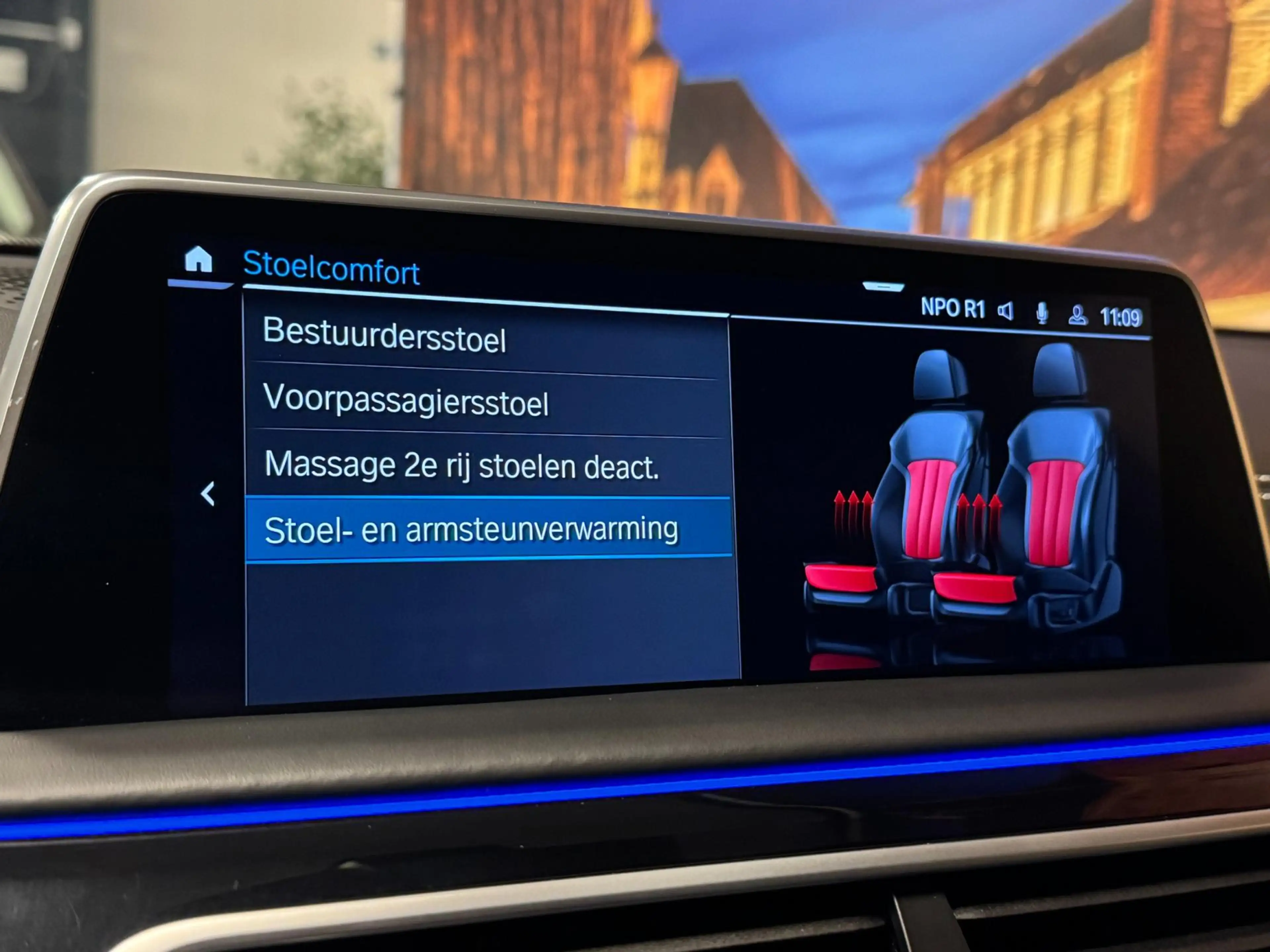 BMW 745 7-serie 745Le xDrive High Exe Individual Panodak B — photo 34