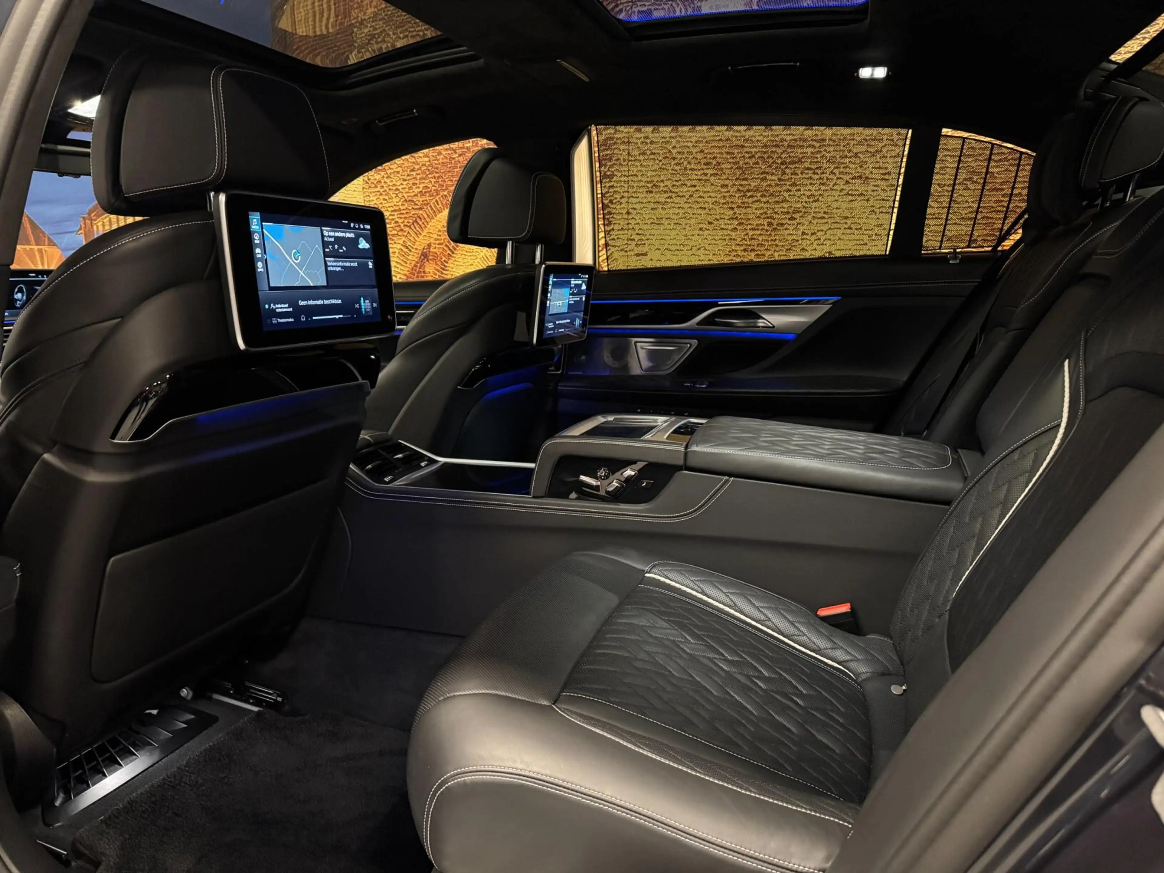 BMW 745 7-serie 745Le xDrive High Exe Individual Panodak B — photo 26