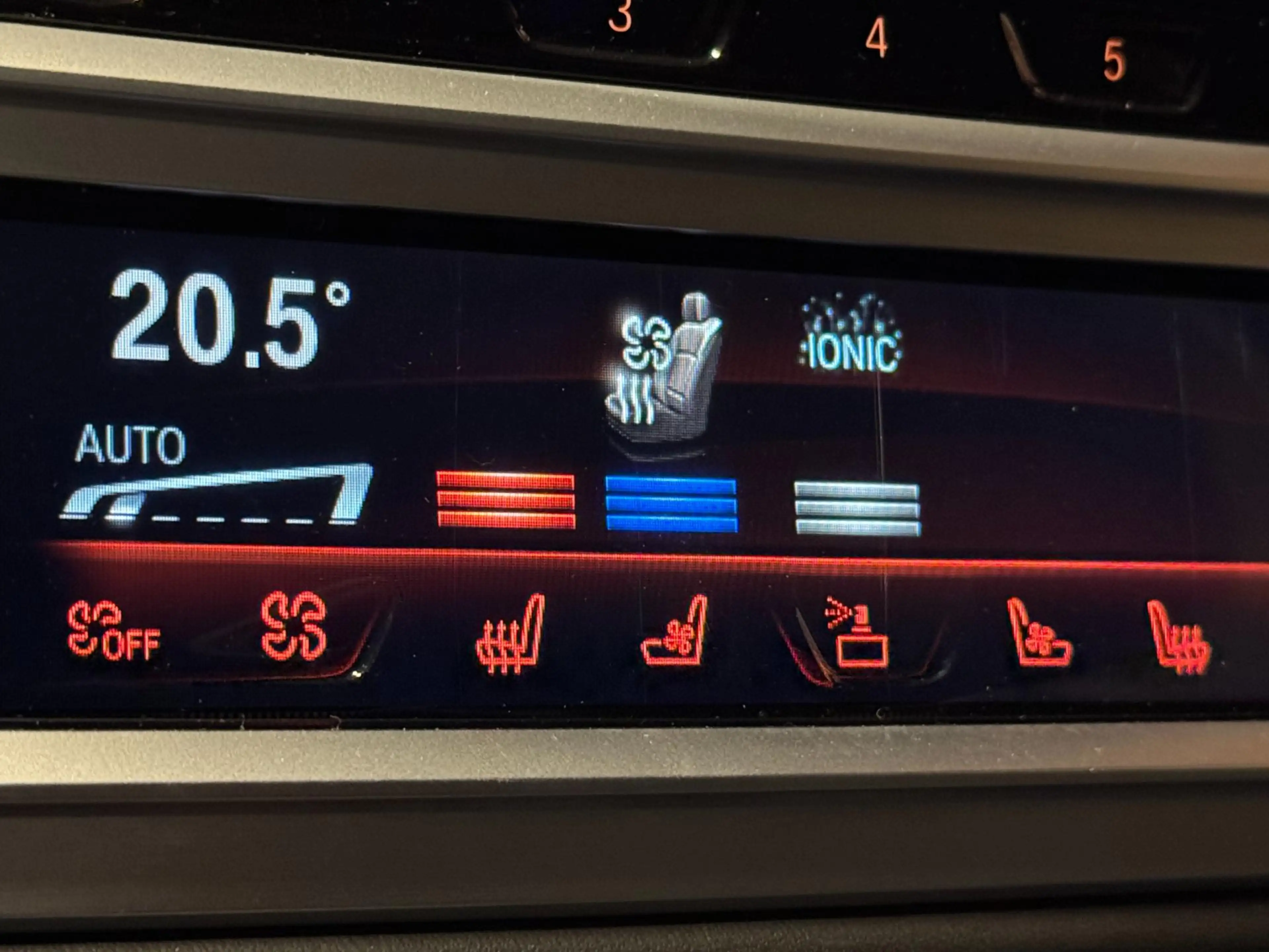BMW 745 7-serie 745Le xDrive High Exe Individual Panodak B — photo 35
