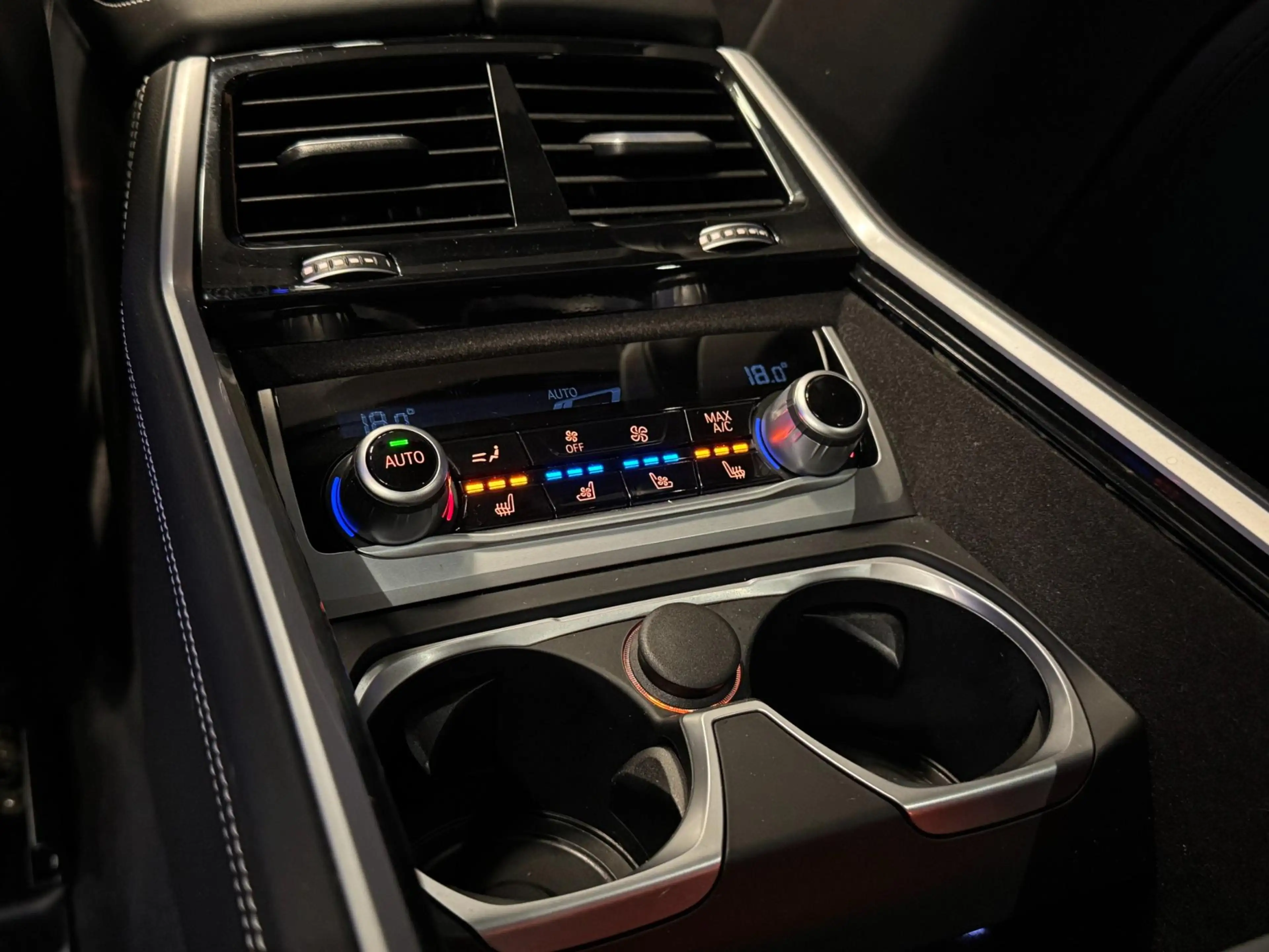 BMW 745 7-serie 745Le xDrive High Exe Individual Panodak B — photo 45