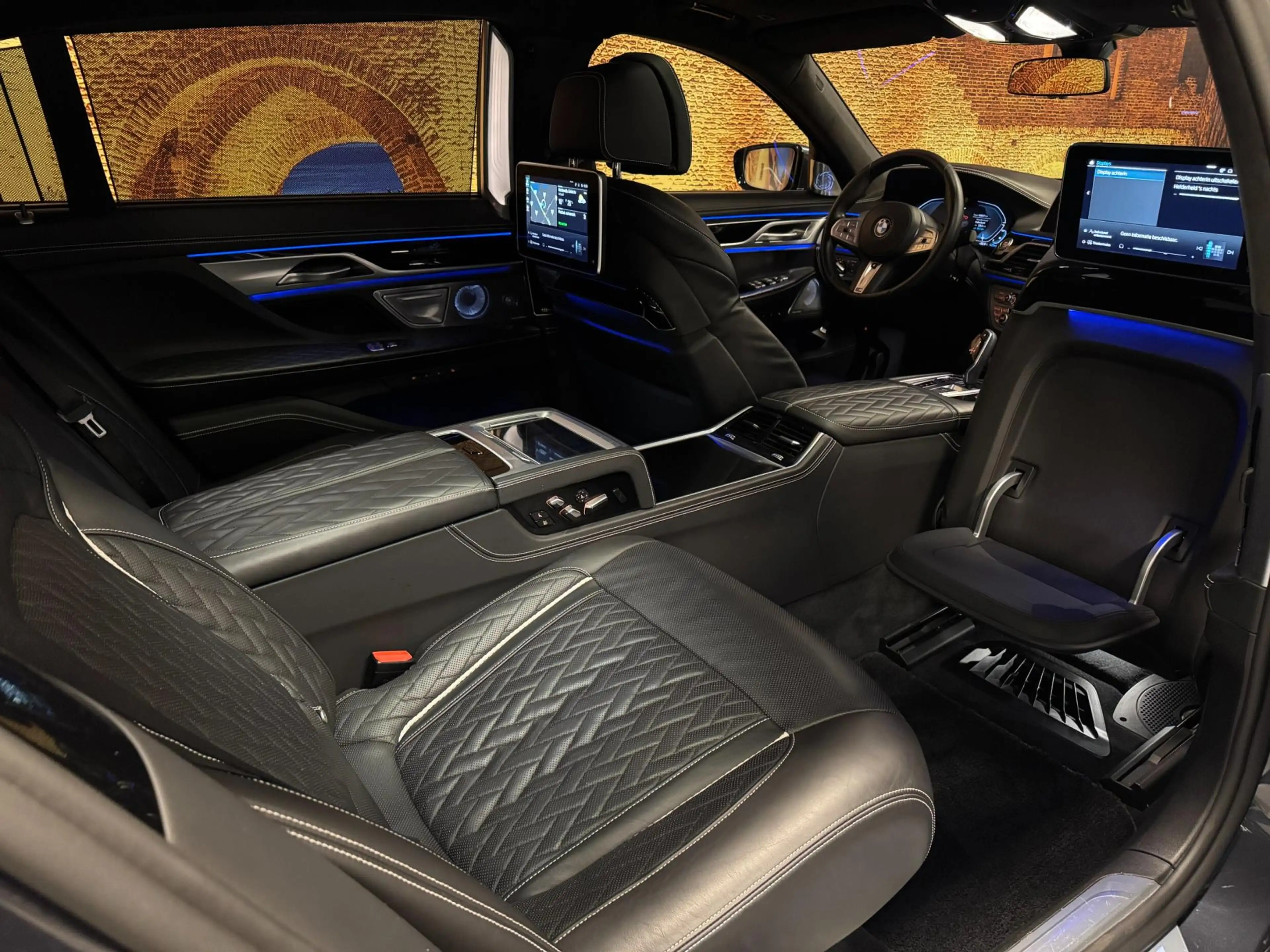 BMW 745 7-serie 745Le xDrive High Exe Individual Panodak B — photo 17