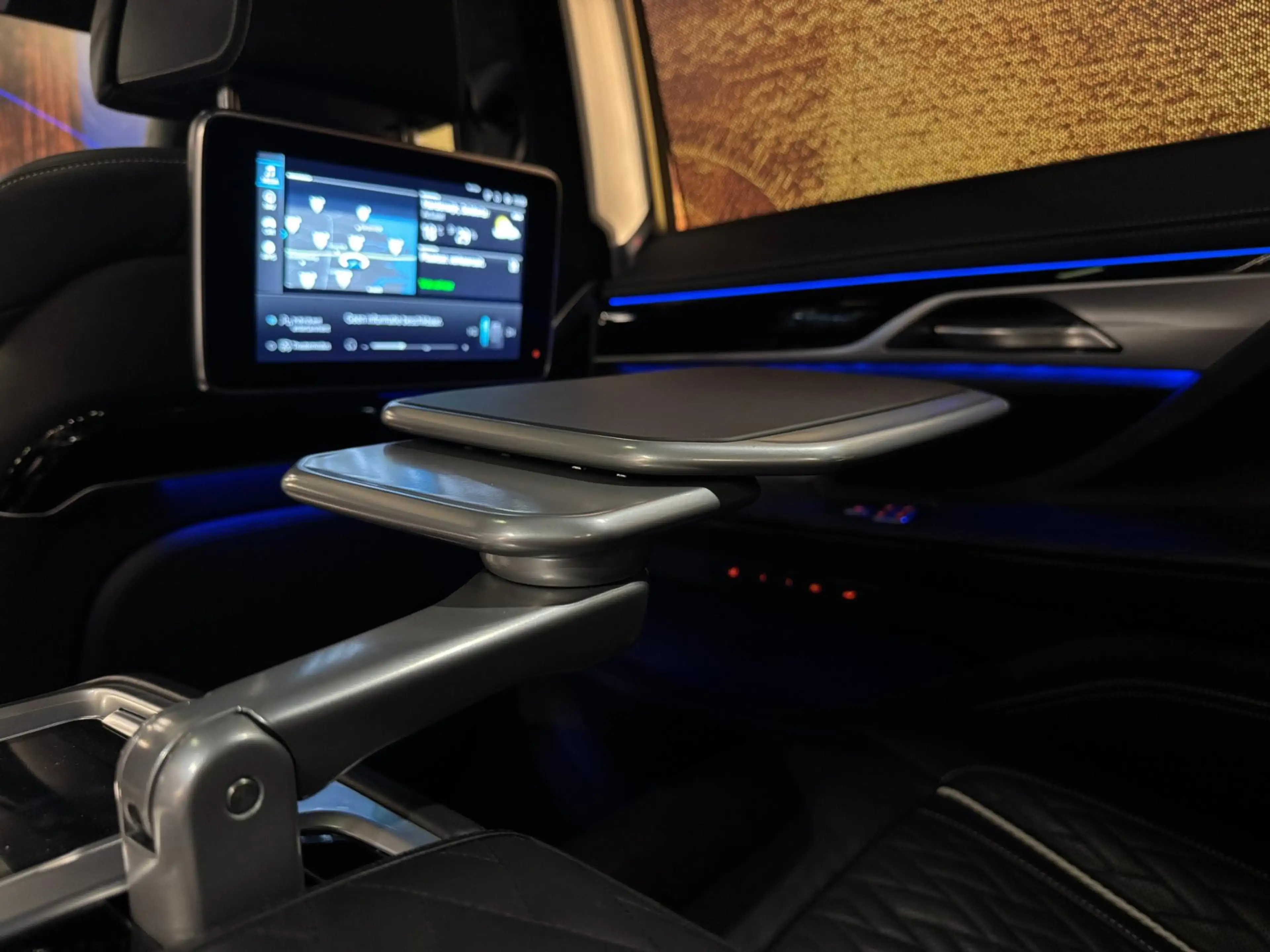BMW 745 7-serie 745Le xDrive High Exe Individual Panodak B — photo 47
