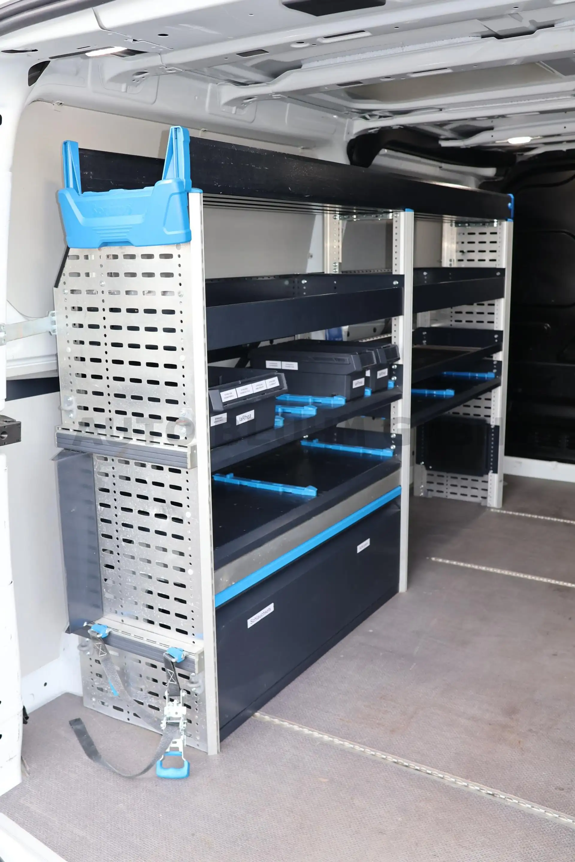 Ford Transit Custom Transit 320-EB Custom Kasten L2H1 Klima 3-Sitze — photo 9
