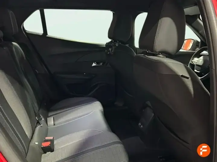 Peugeot 2008 2022, foto 19