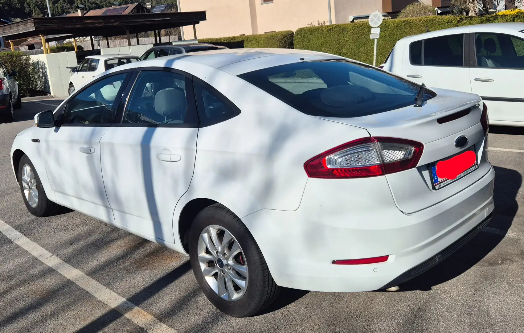 Ford Mondeo Mondeo+Trend+2,0+TDCi+DPF+Trend Weiß - 2