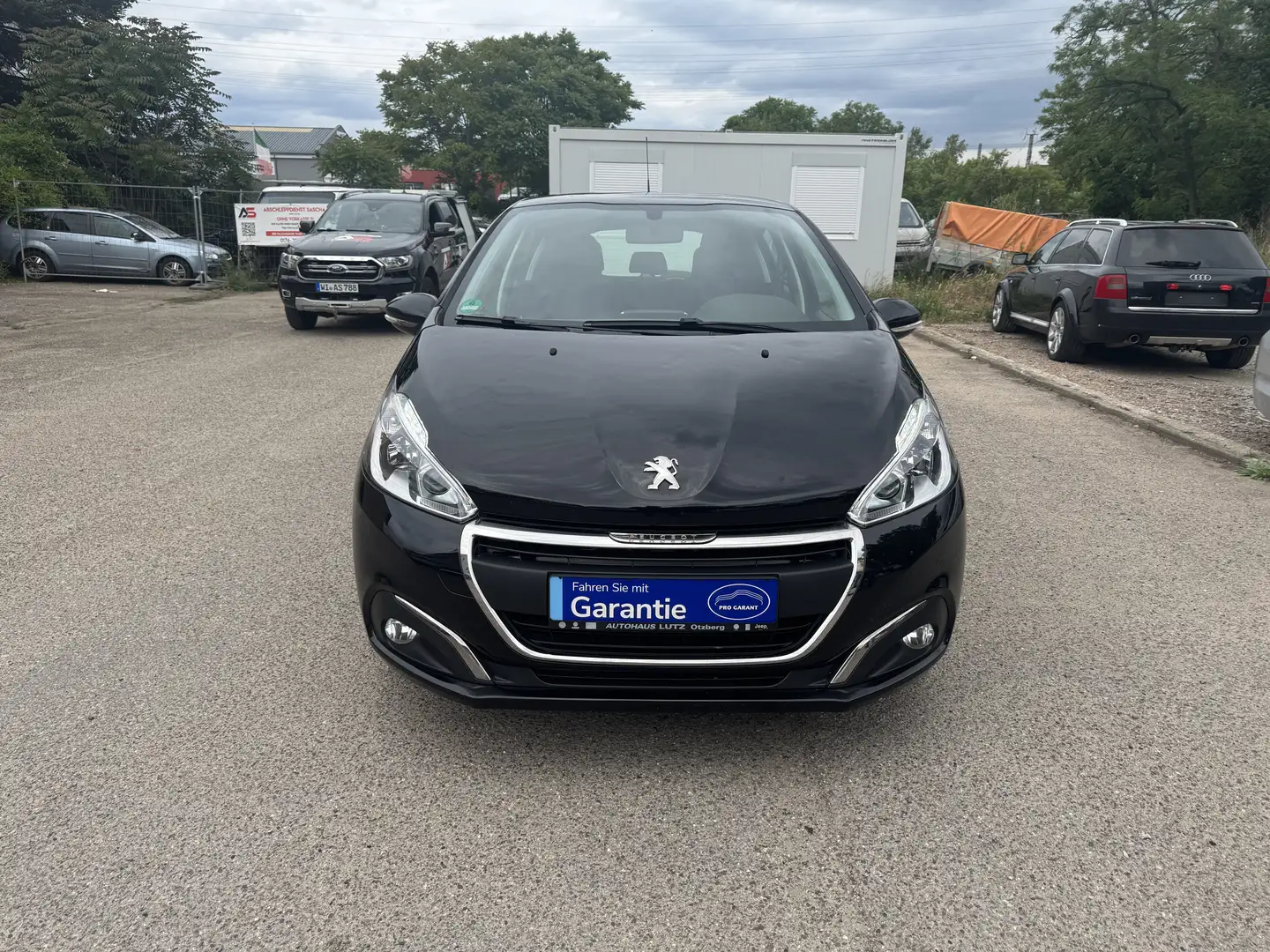Peugeot 208 Active Noir - 2