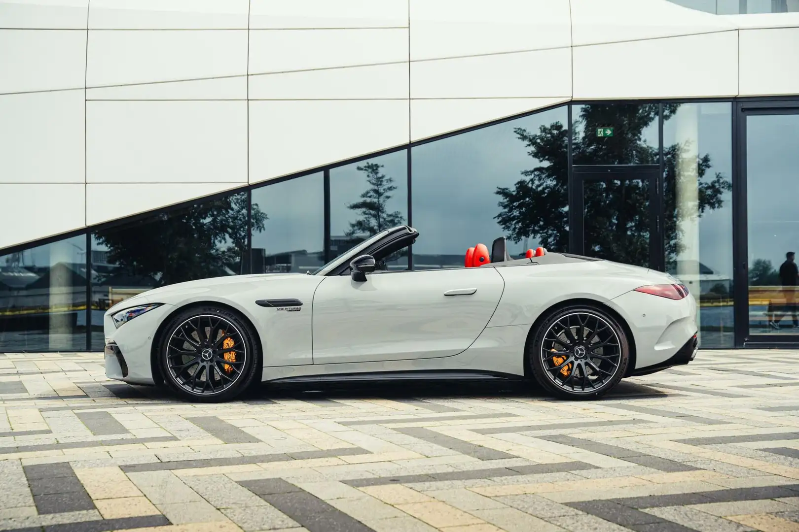 Mercedes-Benz SL 63 AMG Roadster 4MATIC+ Ceramic Grijs - 2