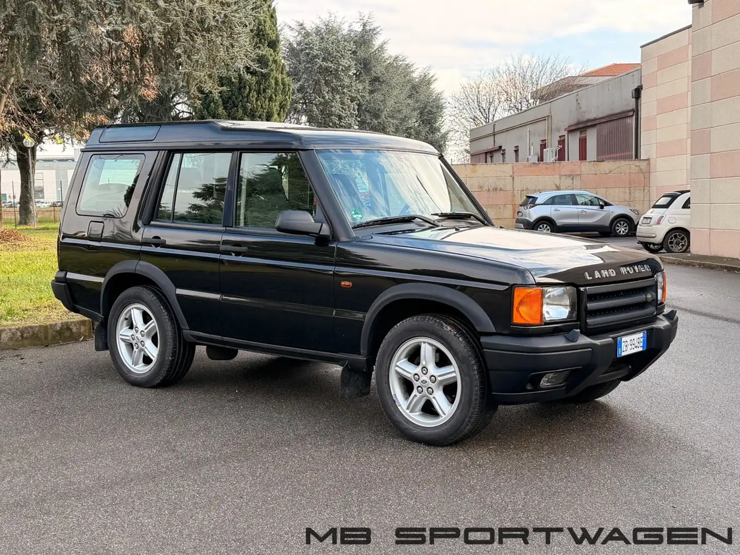 Land Rover Discovery Discovery 5p 4.0 V8 Vogue AUTO - TETTI APRIBILI Negro - 2