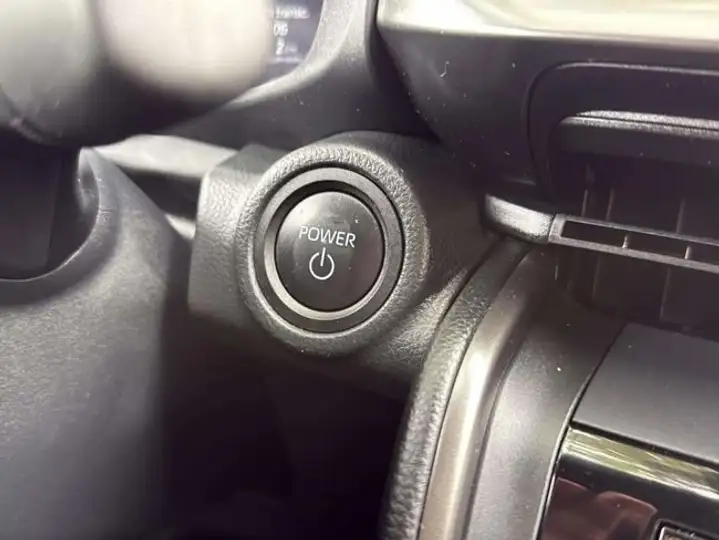 Toyota C-HR 2025, foto 20
