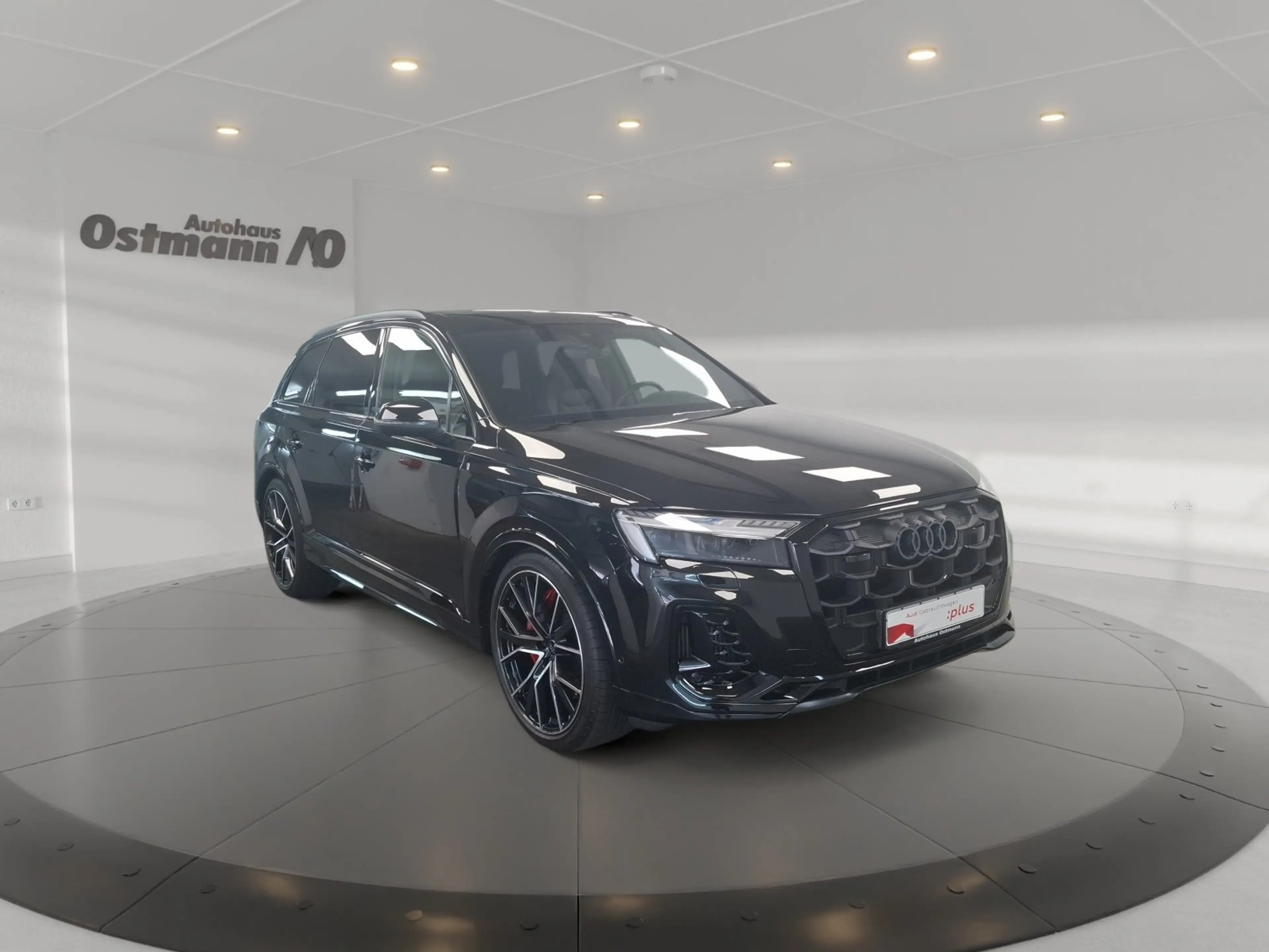 Audi SQ7 4.0 TFSI quattro 7-Sitzer AHK HUD Laser Pano — photo 5